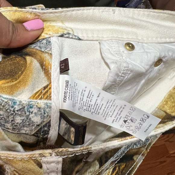 Roberto Cavalli low rise jeans. - Picture 3 of 4